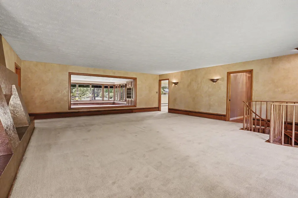 757 Kalamazoo Avenue Marshall, MI 49068