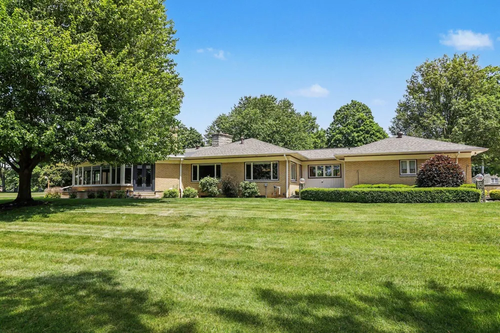 757 Kalamazoo Avenue Marshall, MI 49068