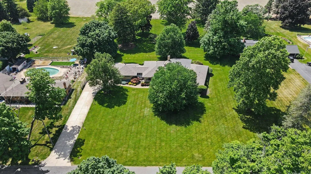 757 Kalamazoo Avenue Marshall, MI 49068