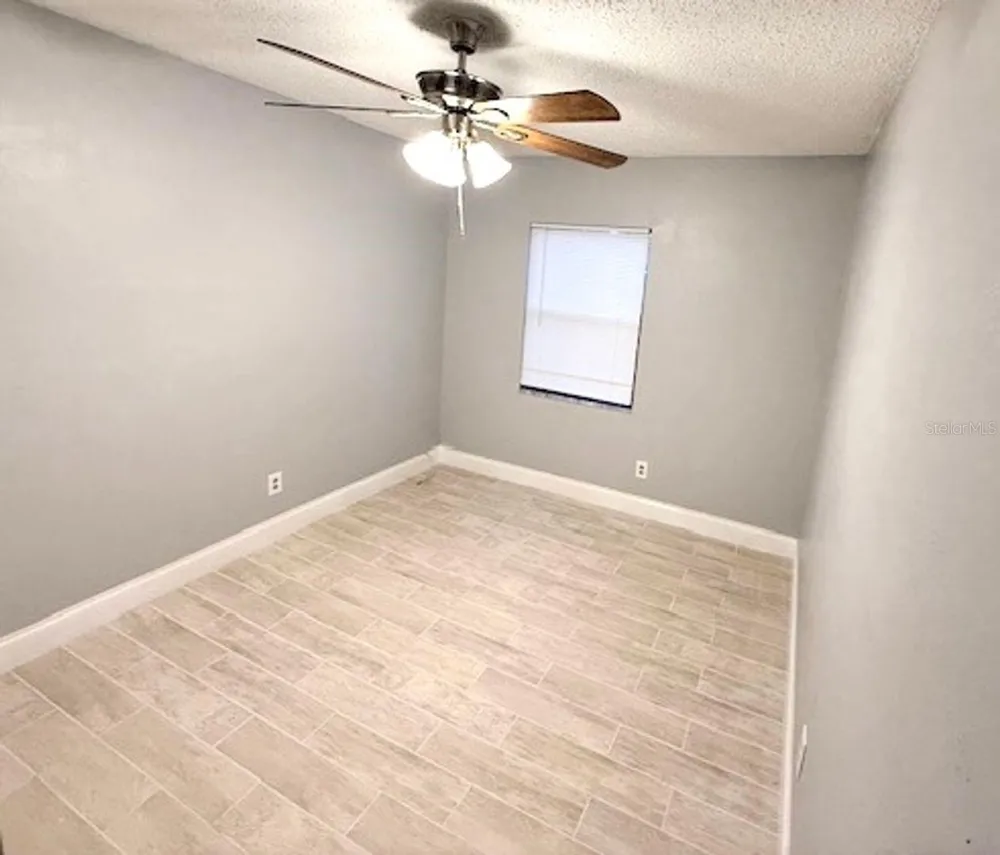 5228 CHERRY AVENUE #B Seffner, FL 33584