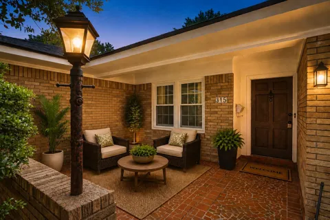 315 Wickford Circle