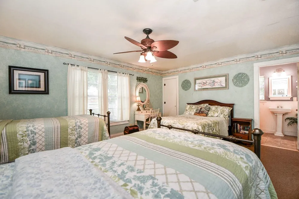 1301 2nd Street Palacios, TX 77465