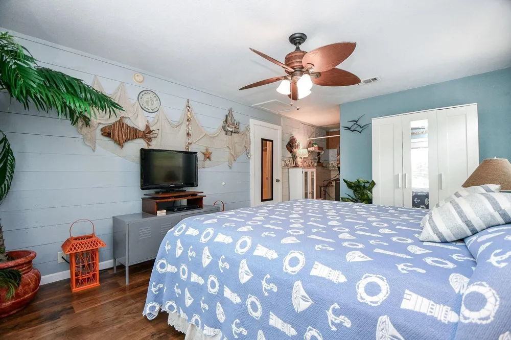 1301 2nd Street Palacios, TX 77465