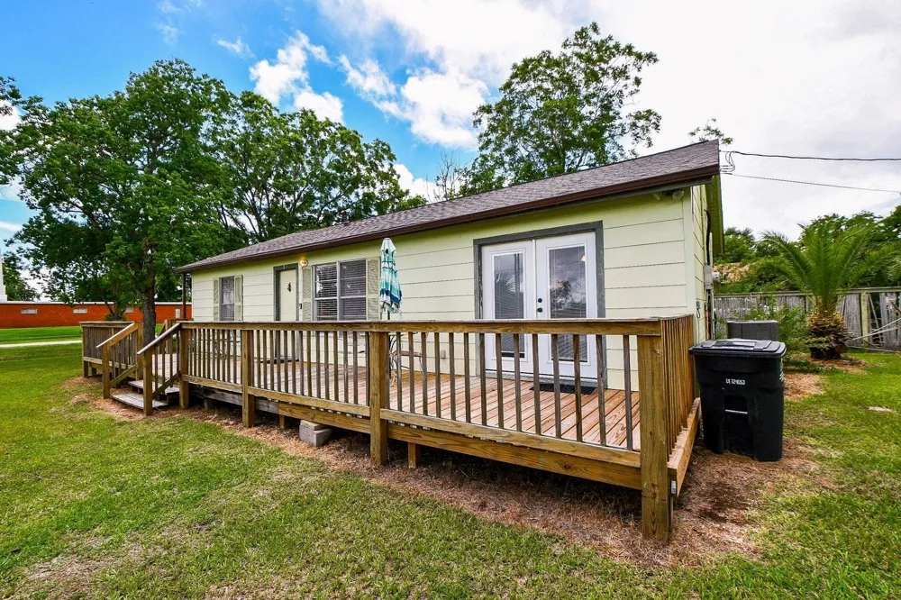 1301 2nd Street Palacios, TX 77465
