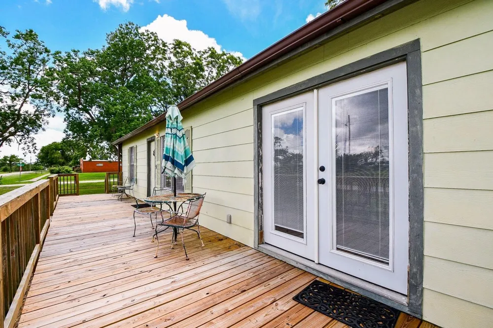 1301 2nd Street Palacios, TX 77465