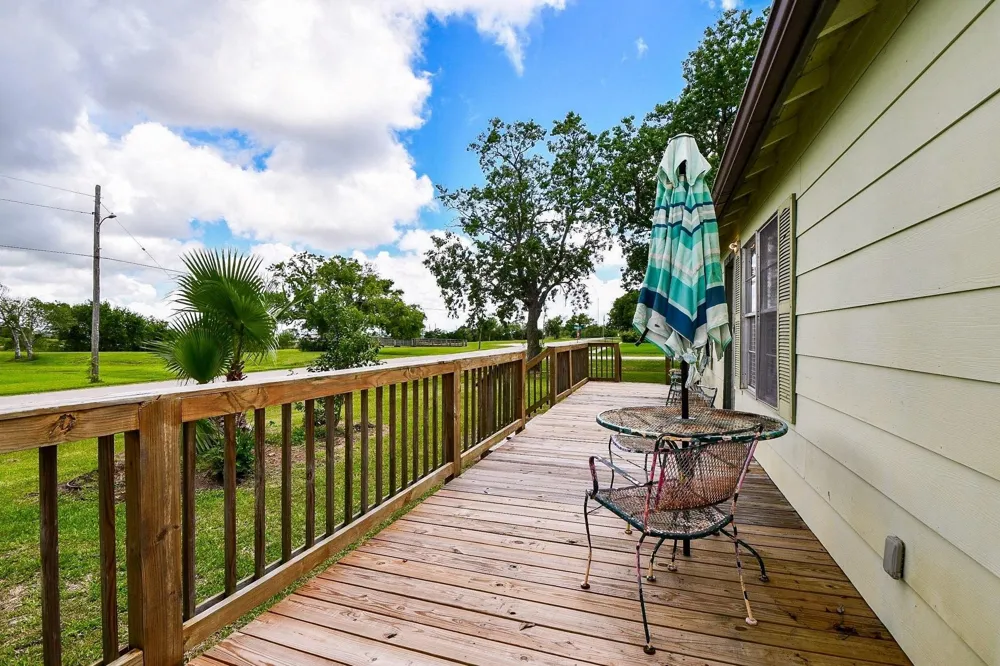 1301 2nd Street Palacios, TX 77465