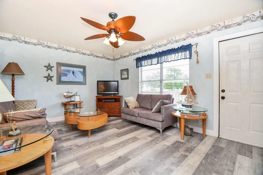 1301 2nd Street Palacios, TX 77465
