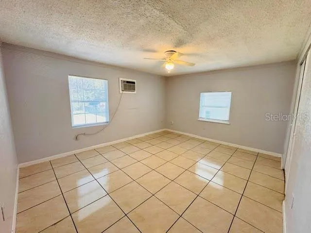 2722 S SUNRISE COURT #C Orlando, FL 32806
