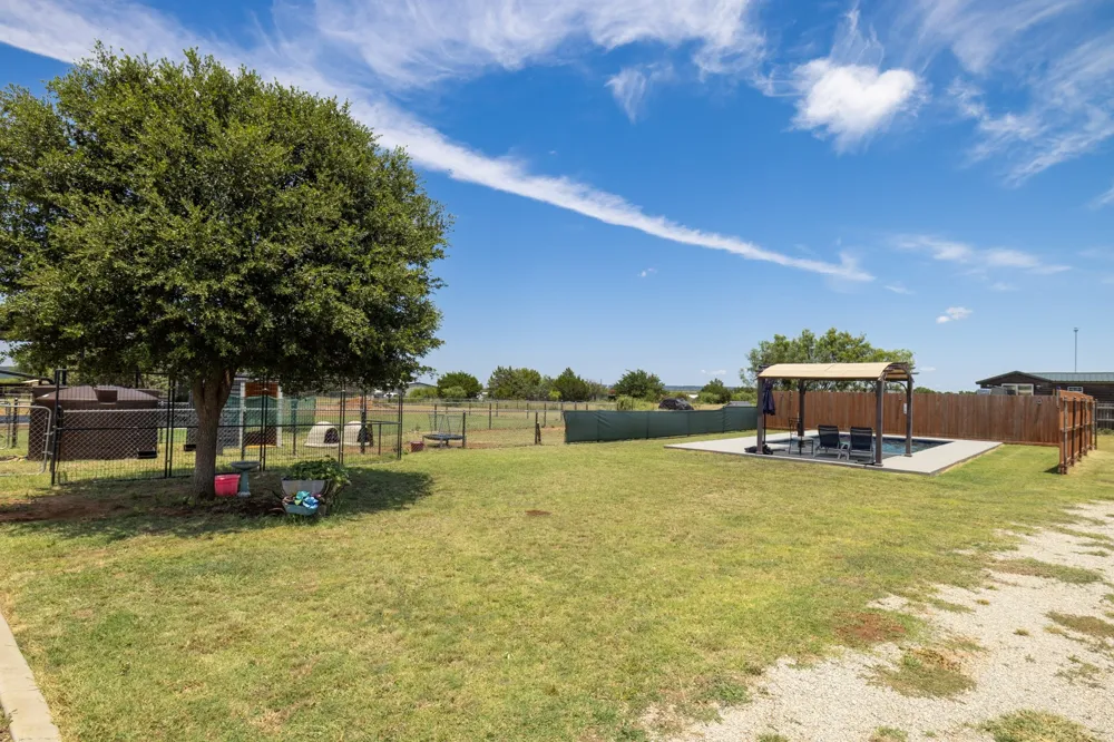 625 County Road 274 Tuscola, TX 79562