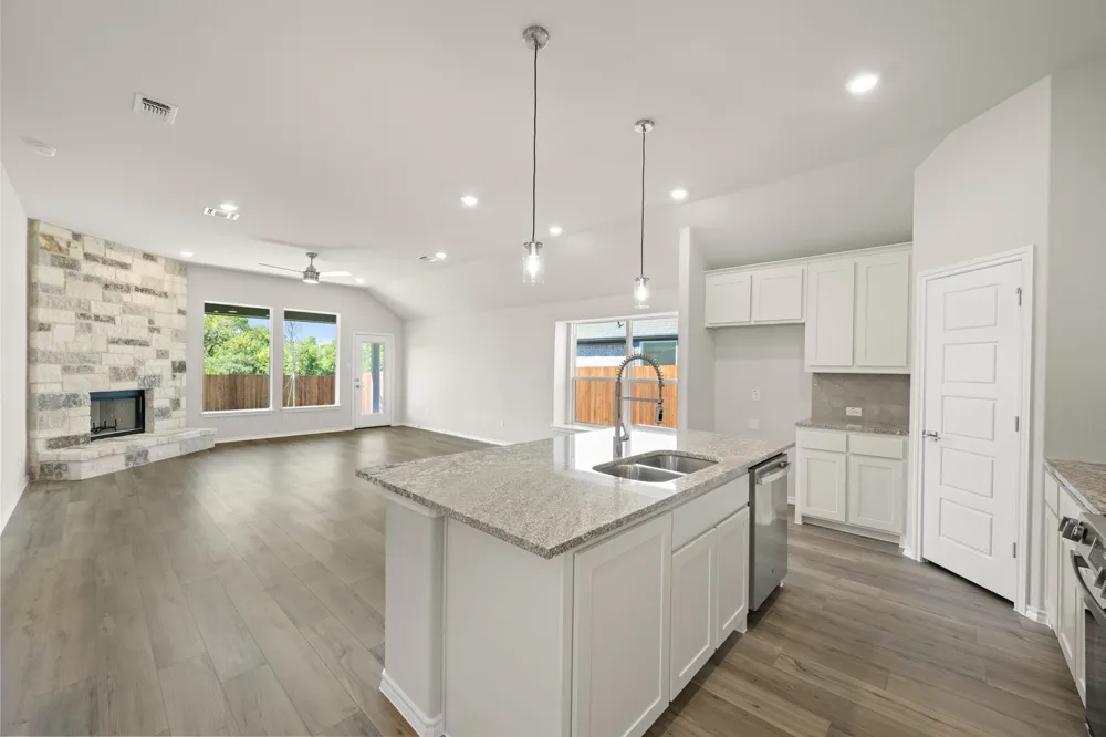 1004 Birchwood Drive Crowley, TX 76036