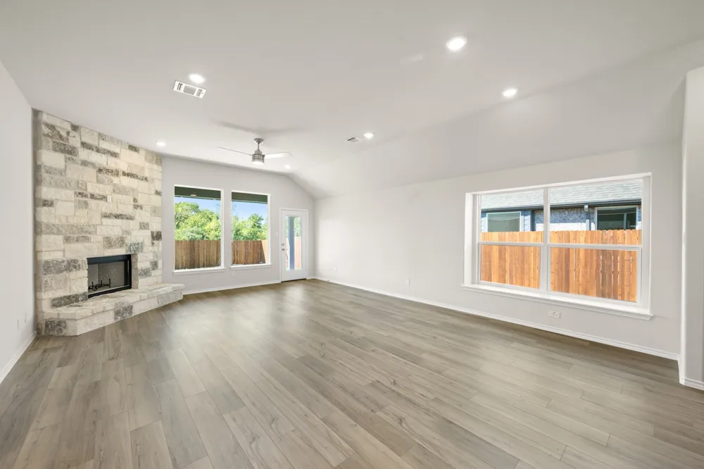 1004 Birchwood Drive Crowley, TX 76036