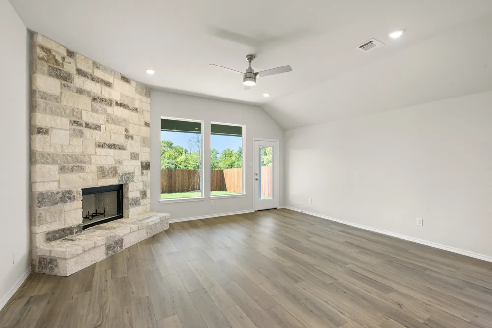 1004 Birchwood Drive Crowley, TX 76036
