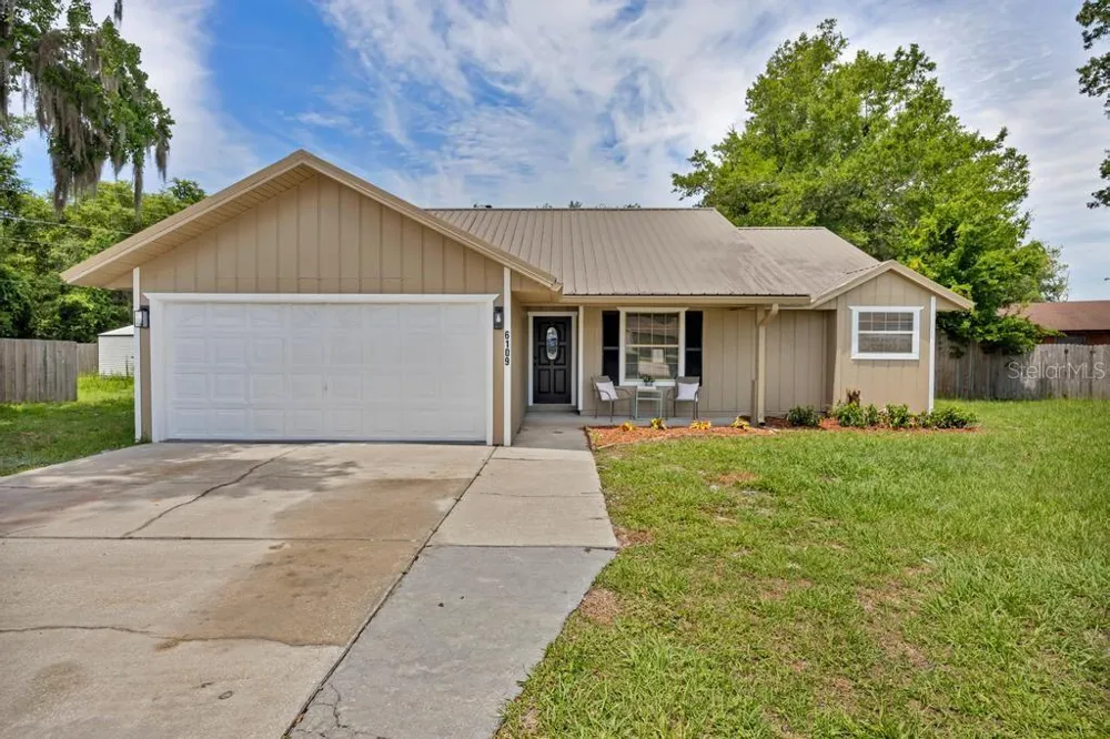 6109 W 1ST MANOR Palatka, FL 32177