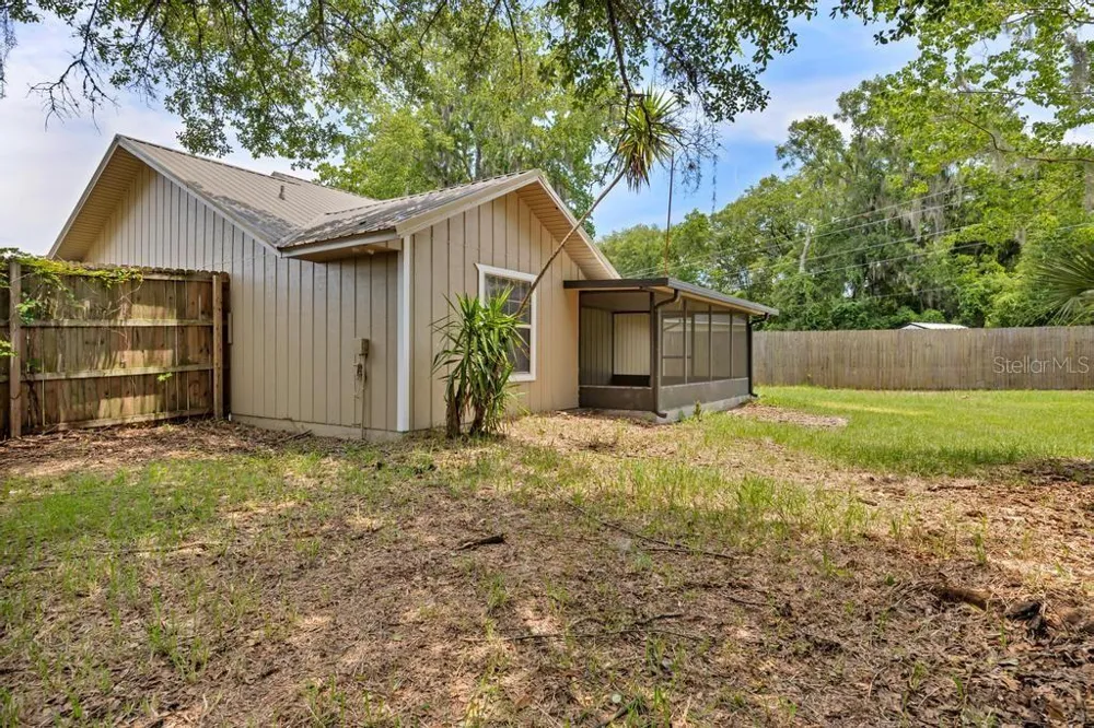 6109 W 1ST MANOR Palatka, FL 32177