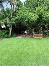 521 NEPTUNE AVENUE Longboat Key, FL 34228