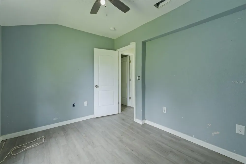 5205 E 11TH STREET Panama City, FL 32404