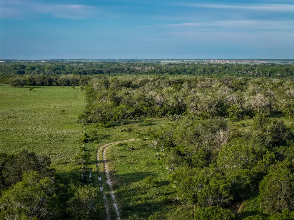 343 CR 343 Gonzales, TX 78629