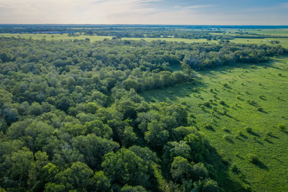 343 CR 343 Gonzales, TX 78629