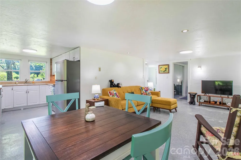 2603 Kim Miller Road Lake Toxaway, NC 28747