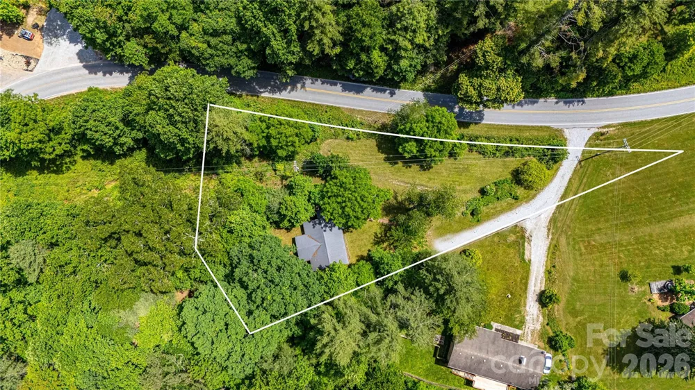 2603 Kim Miller Road Lake Toxaway, NC 28747