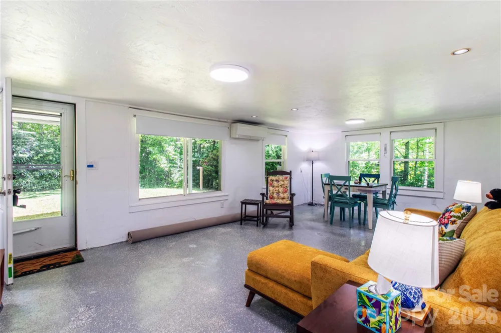 2603 Kim Miller Road Lake Toxaway, NC 28747