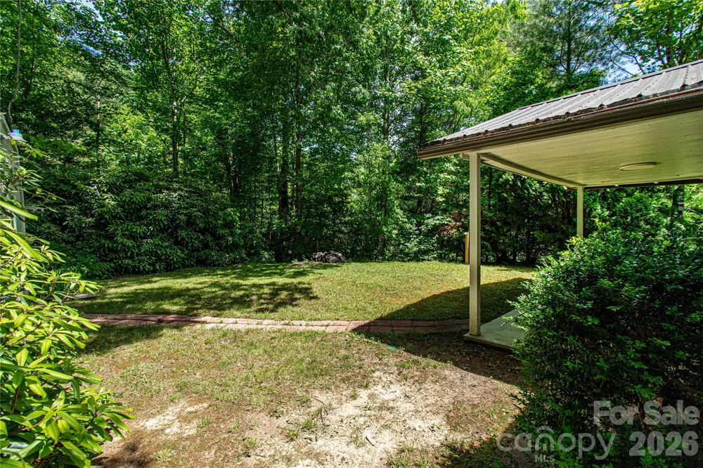 2603 Kim Miller Road Lake Toxaway, NC 28747
