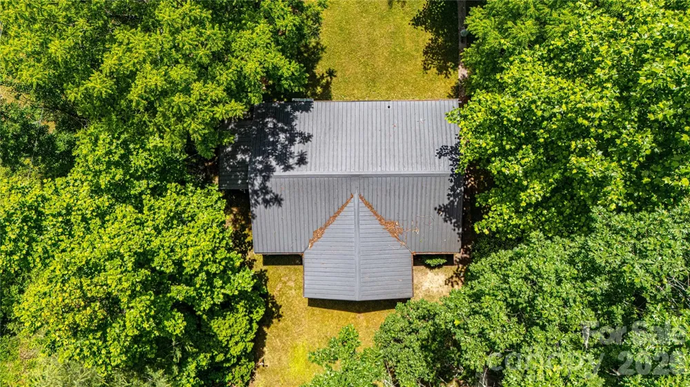 2603 Kim Miller Road Lake Toxaway, NC 28747