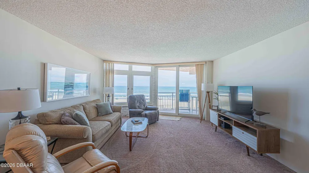 3831 S Atlantic Avenue #205 Daytona Beach Shores, FL 32118