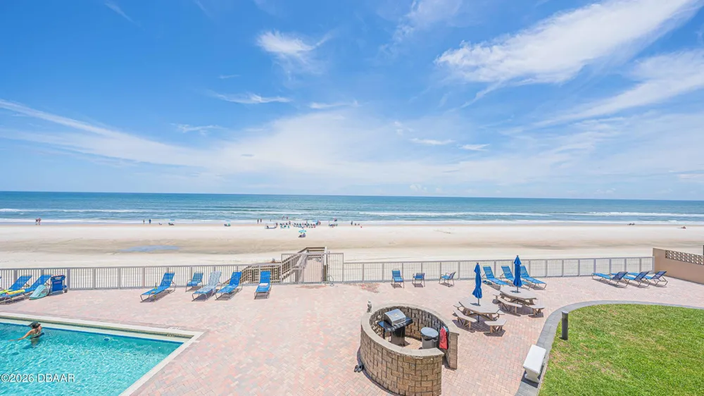 3831 S Atlantic Avenue #205 Daytona Beach Shores, FL 32118