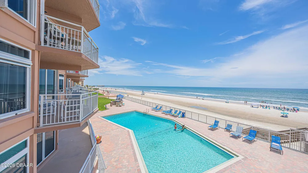 3831 S Atlantic Avenue #205 Daytona Beach Shores, FL 32118