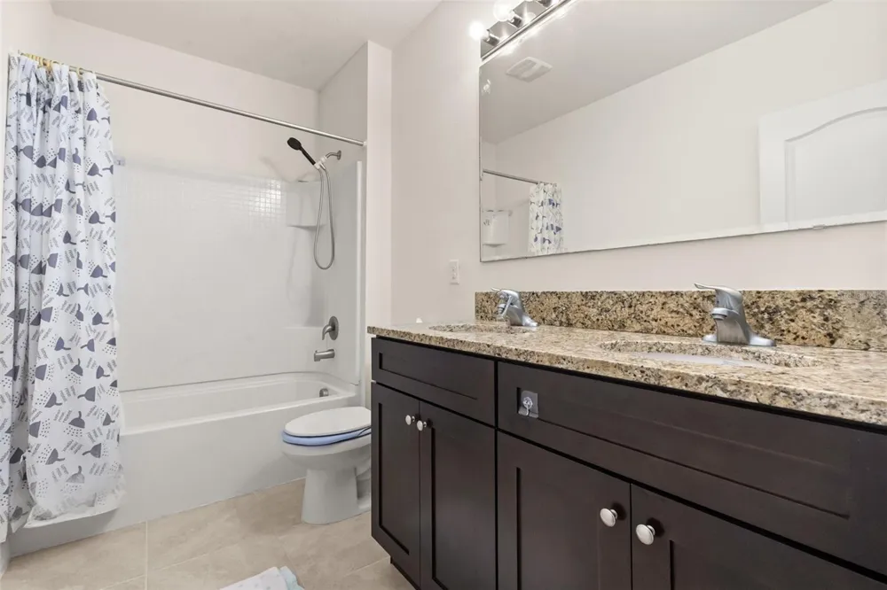 166 ST THOMAS DR Mulberry, FL 33860