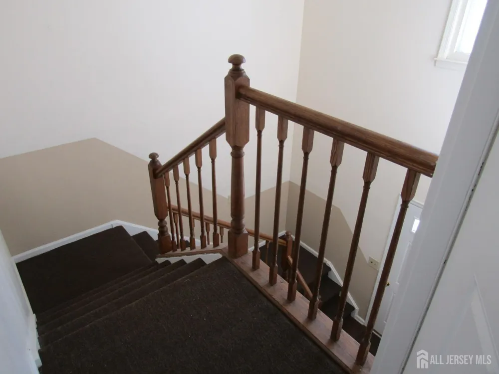 538 Sutton Way Monroe, NJ 08831