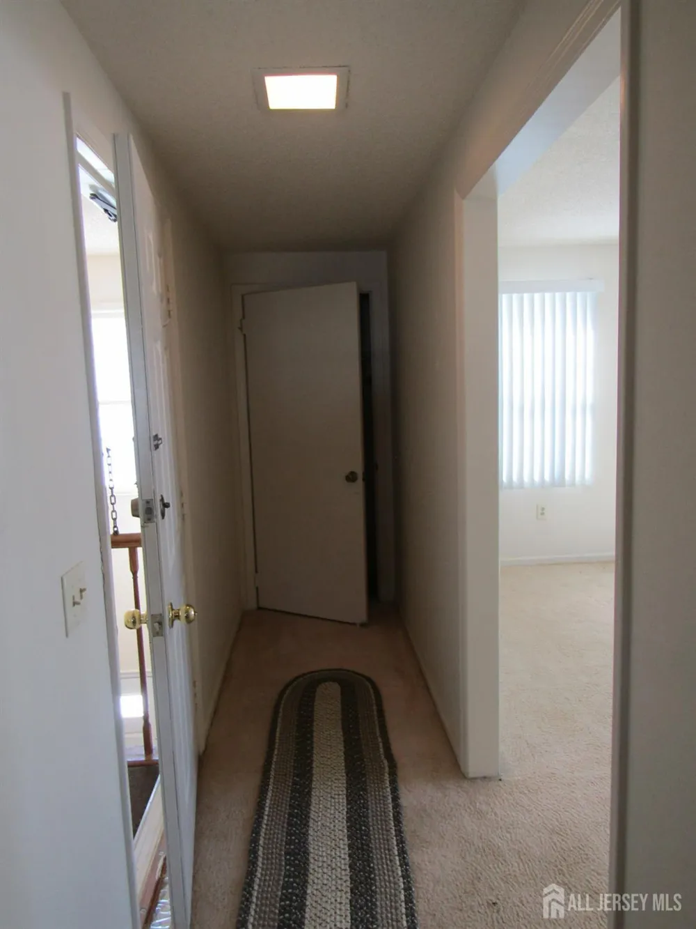 538 Sutton Way Monroe, NJ 08831