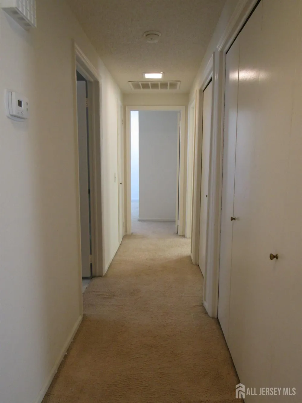 538 Sutton Way Monroe, NJ 08831
