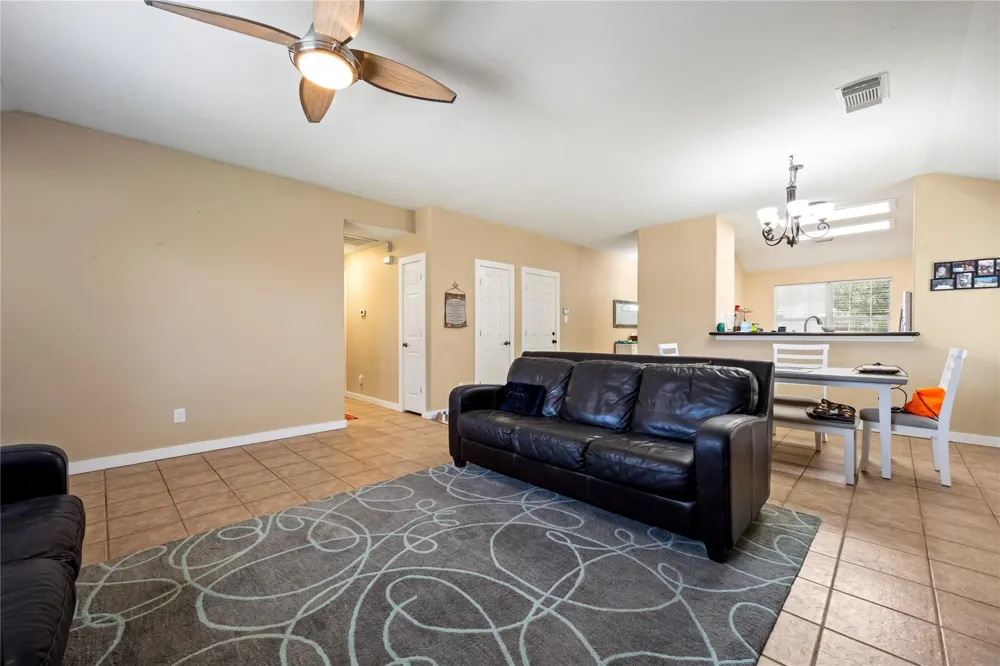 327 Mammoth Springs Lane Dickinson, TX 77539