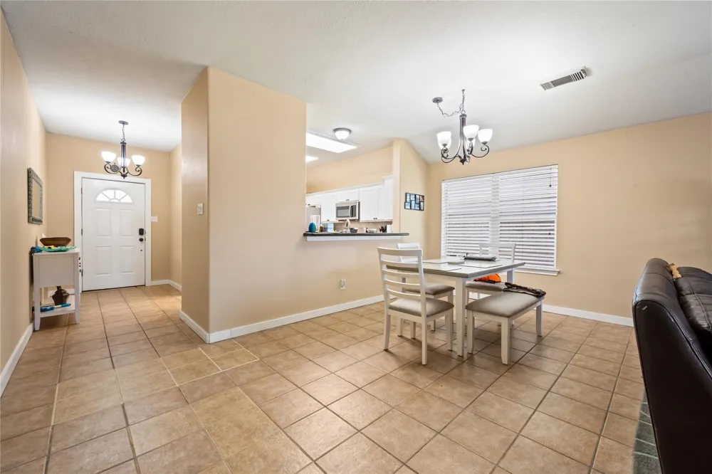 327 Mammoth Springs Lane Dickinson, TX 77539