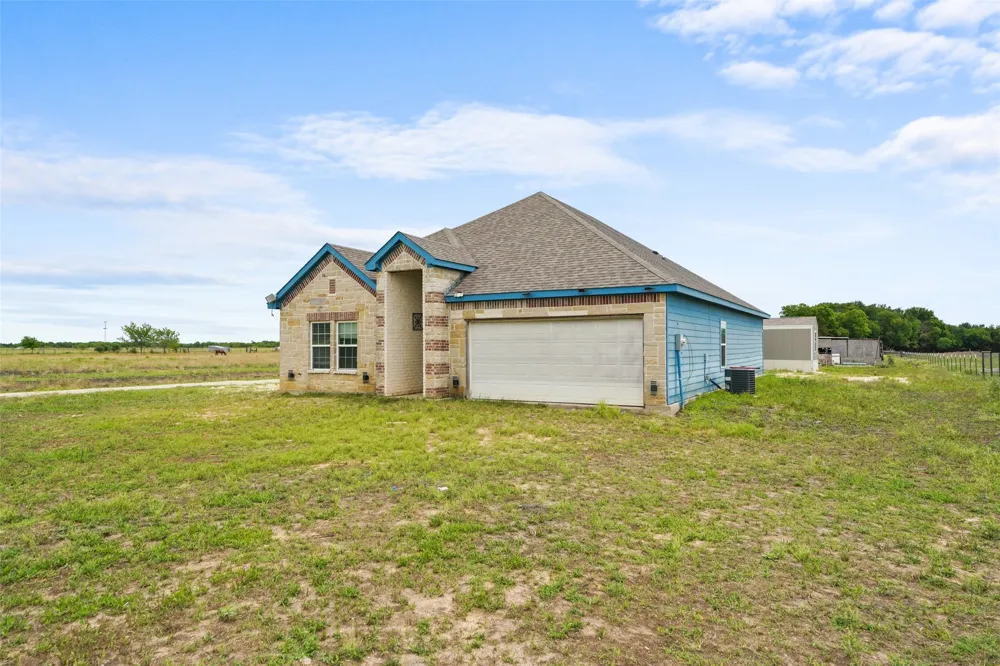 471 Ewing Road Ferris, TX 75125