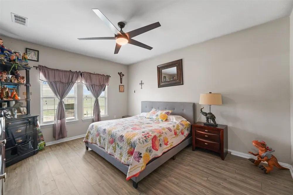 471 Ewing Road Ferris, TX 75125