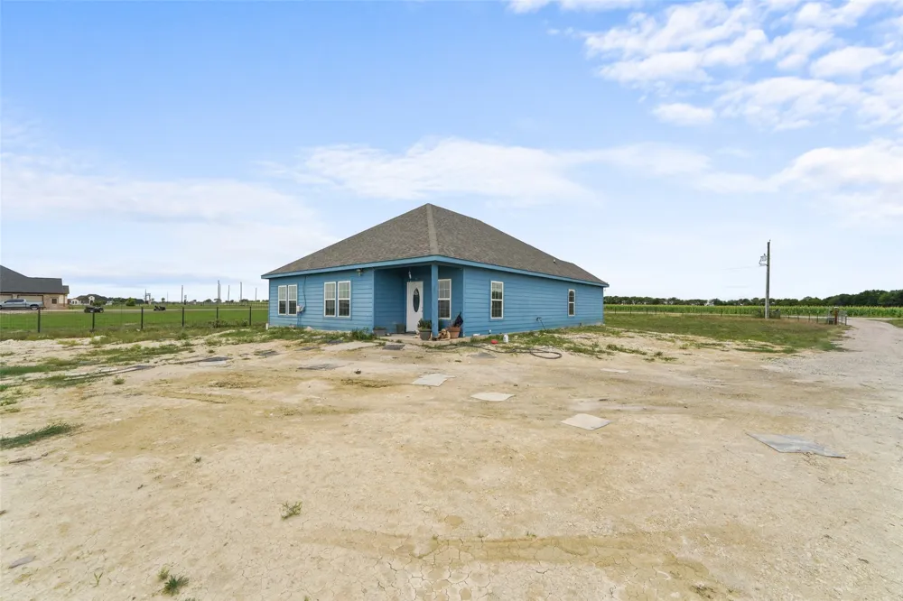 471 Ewing Road Ferris, TX 75125
