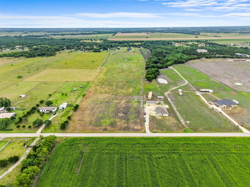 471 Ewing Road Ferris, TX 75125