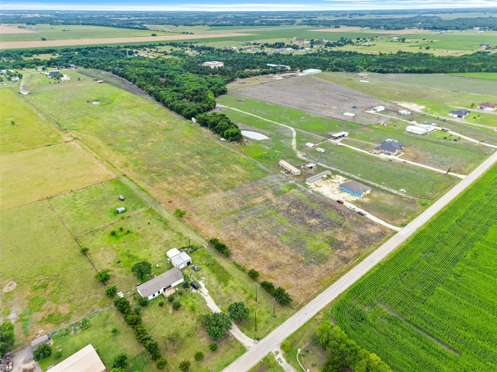 471 Ewing Road Ferris, TX 75125
