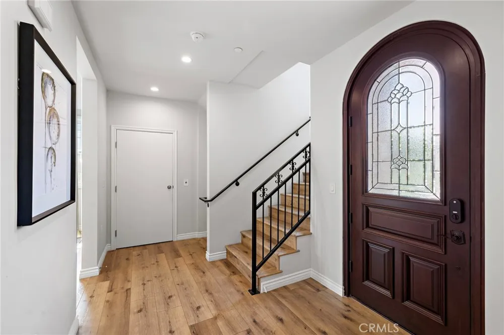 1976 Huntington Drive South Pasadena, CA 91030