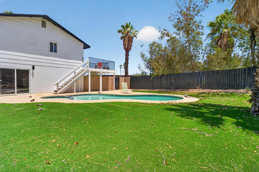 38211 Vista Drive Cathedral City, CA 92234