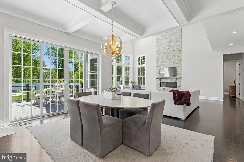 215 ELM ROAD Princeton, NJ 08540