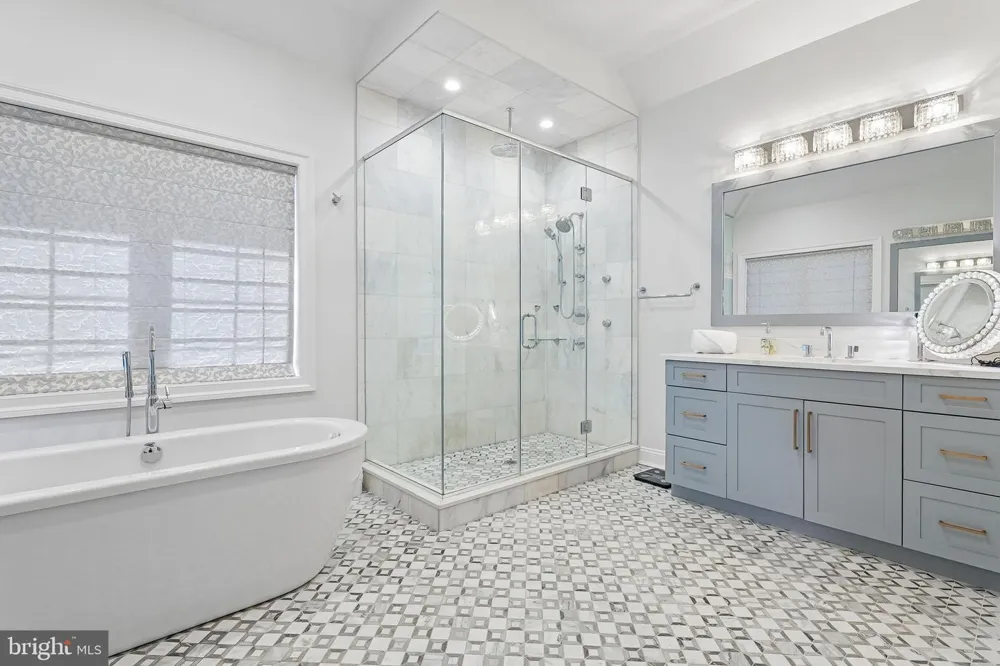 215 ELM ROAD Princeton, NJ 08540
