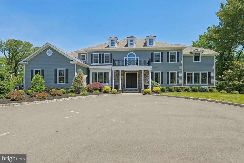 215 ELM ROAD Princeton, NJ 08540