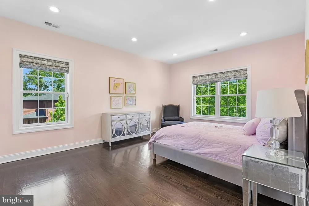 215 ELM ROAD Princeton, NJ 08540