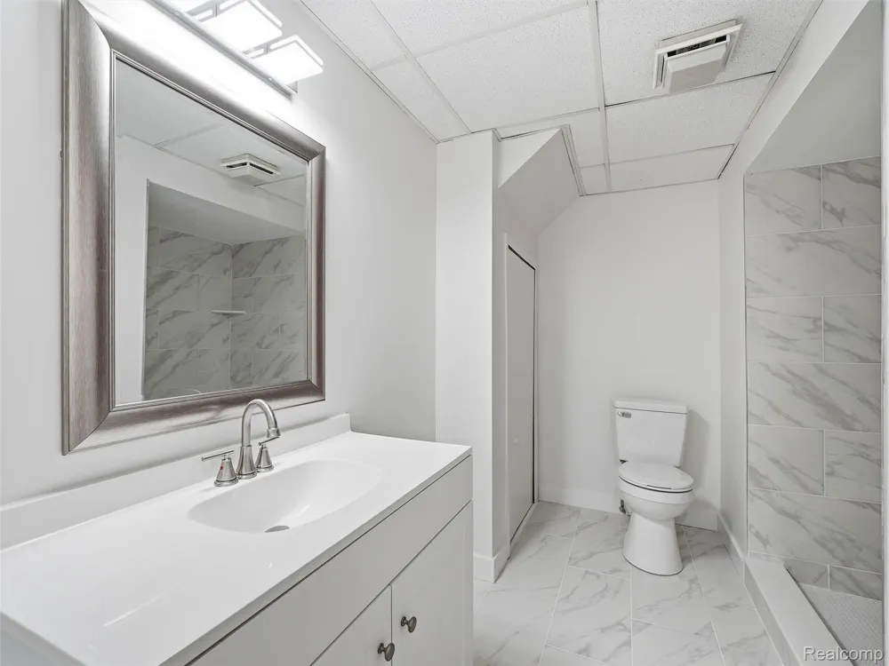 7058 Elmhurst #1 West Bloomfield Charter Township, MI 48322