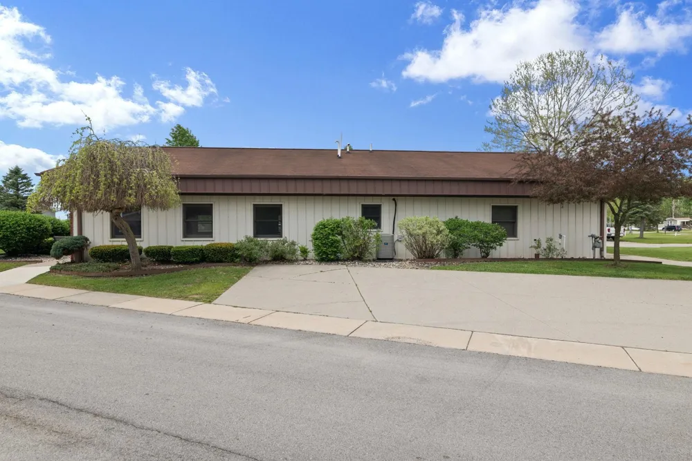 7197 Mapleview Circle Brown City City, MI 48416