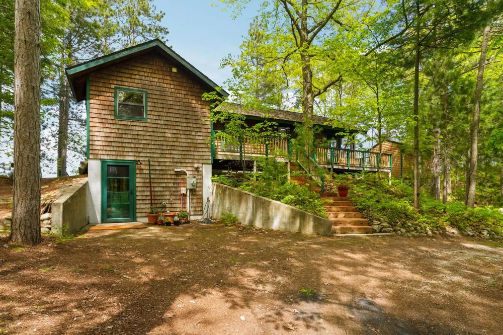 28525 Fox Pointe Trail Peaine Township, MI 49782